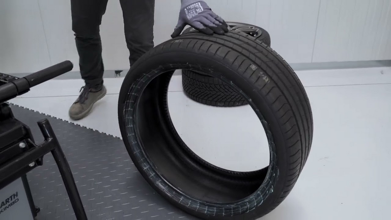 Tire Lubrication Done Right – Follow the WDK Guidelines