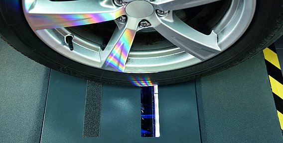 Welcome to the future of tire tread measurement! Welcome to the future of tire tread measurement!